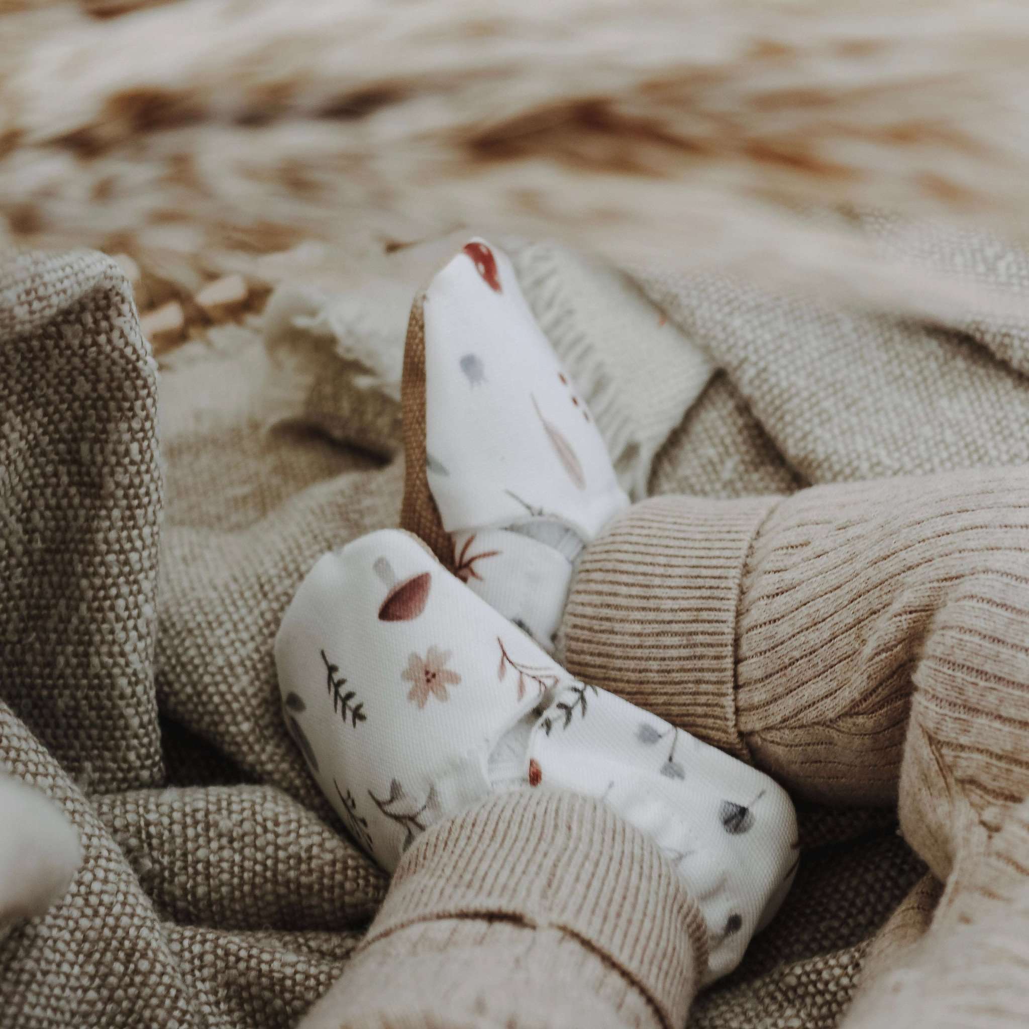 Vegan Shoes - Cosy Leaves - SALE - Image 6