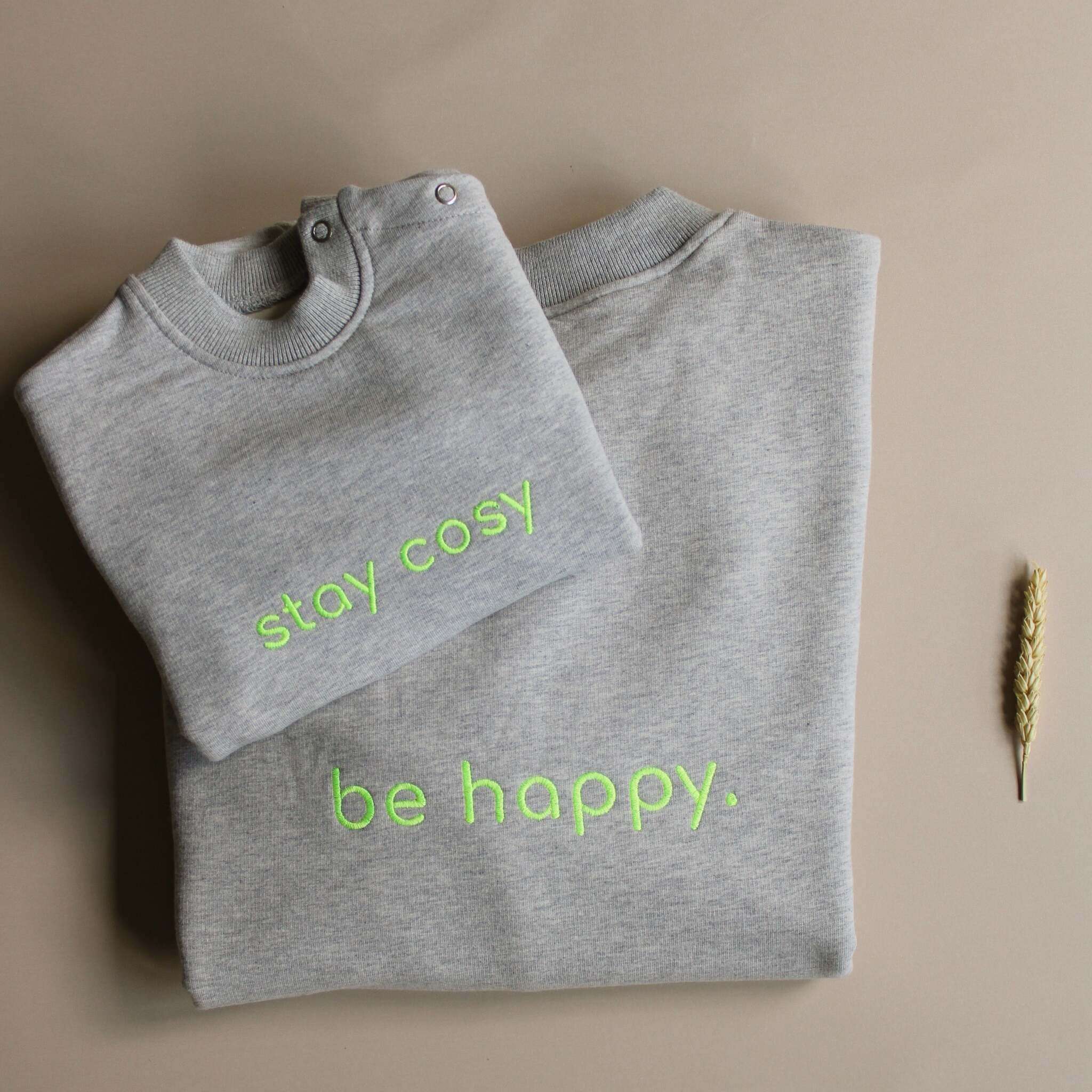 Family Sweatshirt - Mum - Grey Melange - Image 11