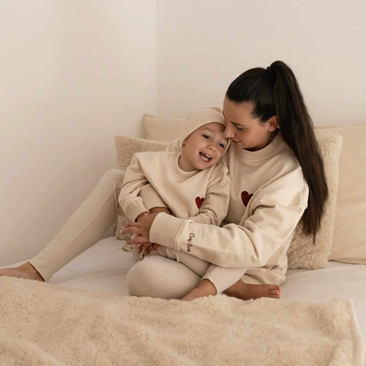 Family Sweatshirt - MUM - Sand - Image 5