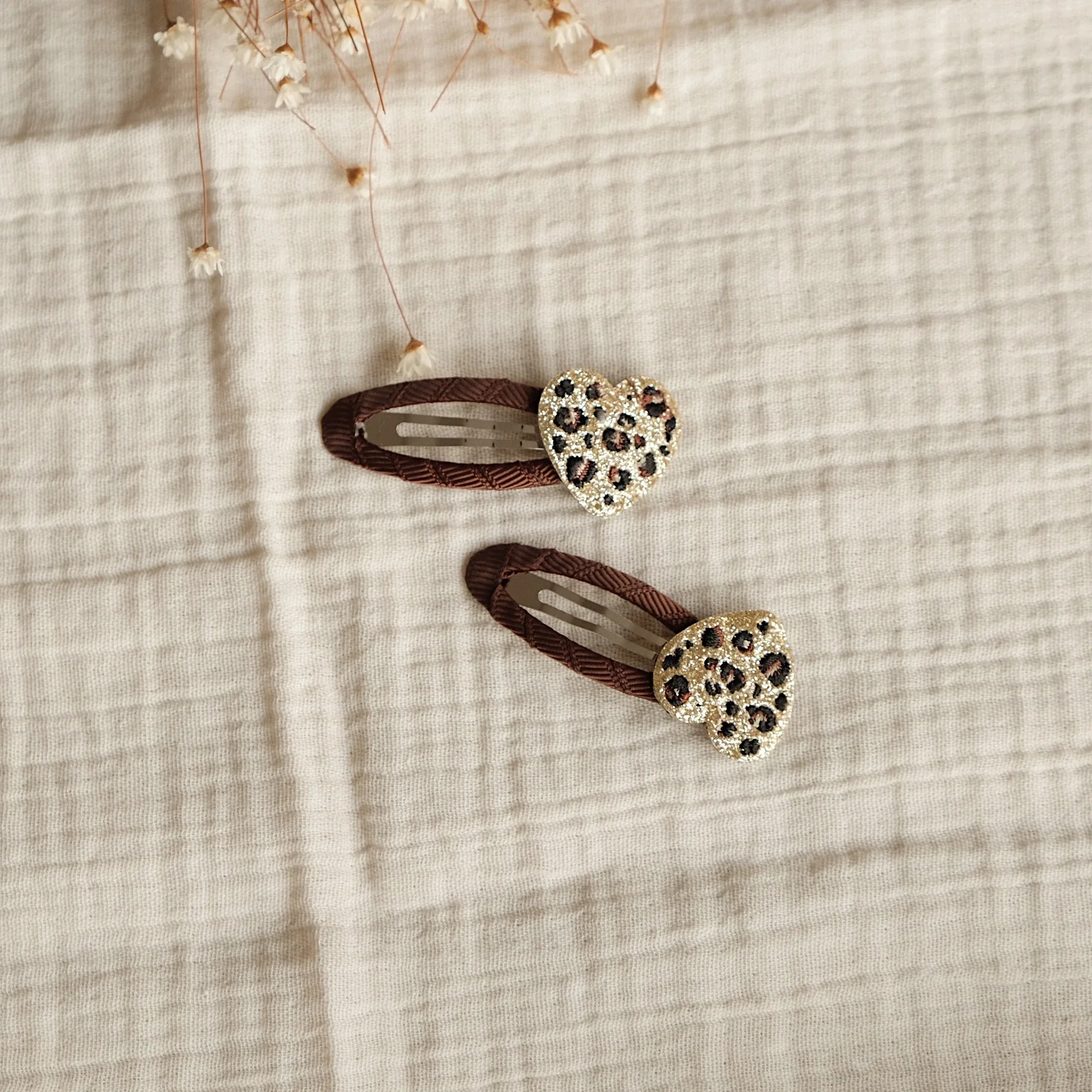Hair Clips - Leo Hearts - Pack of 2 - Image 3