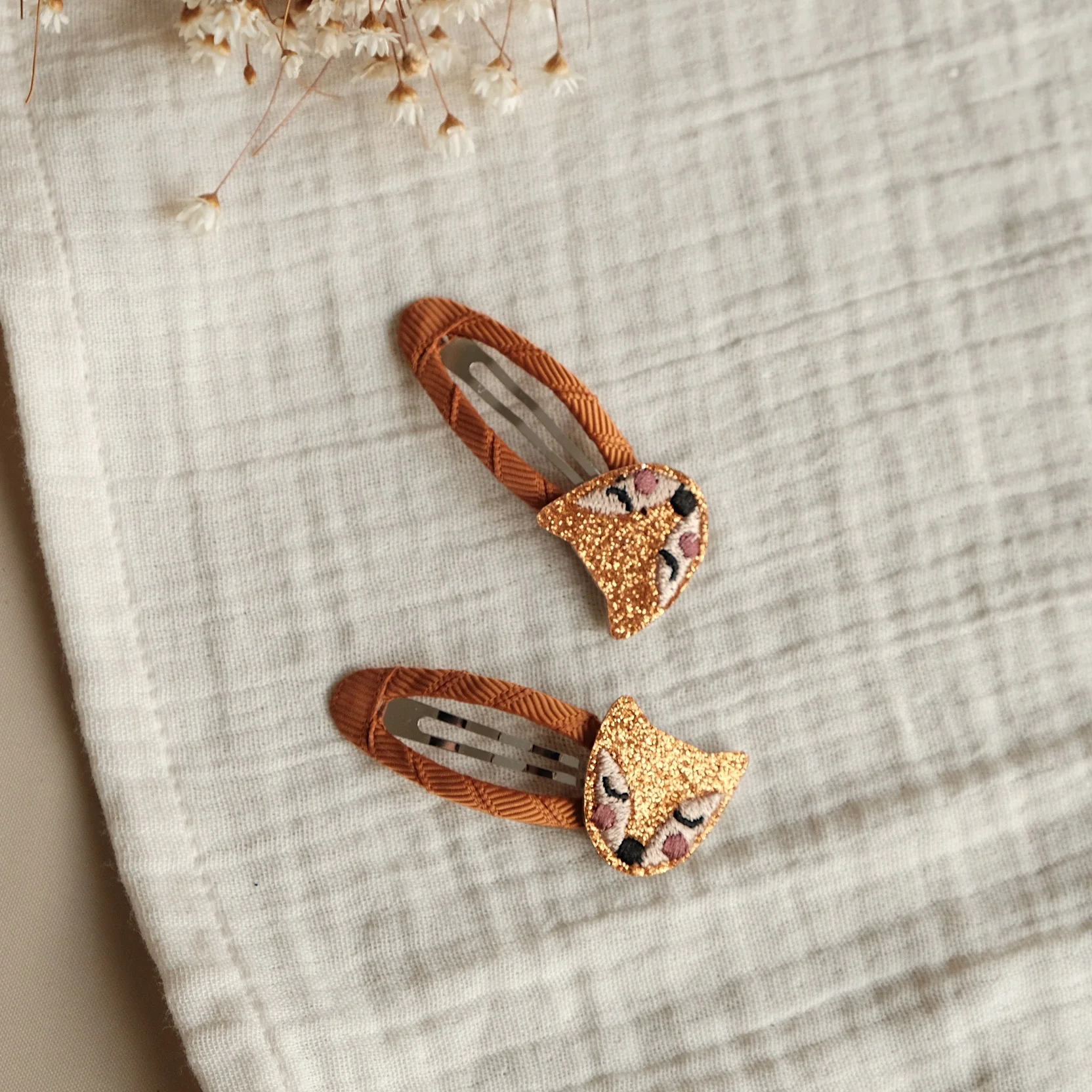 Hair Clips - Tiny Fox - Pack of 2 - Image 3