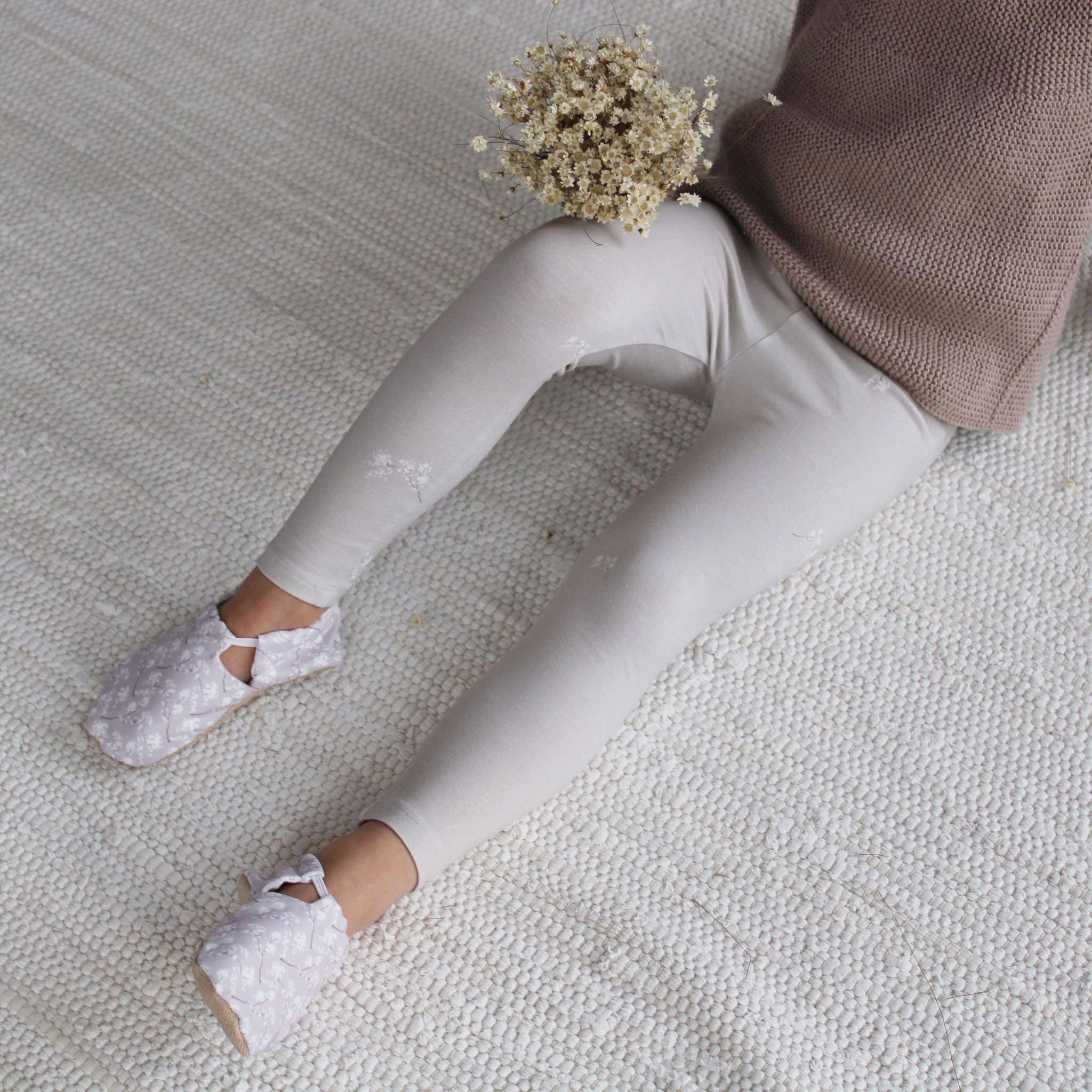 Organic Leggings - Classy Flowers - SALE - Image 11