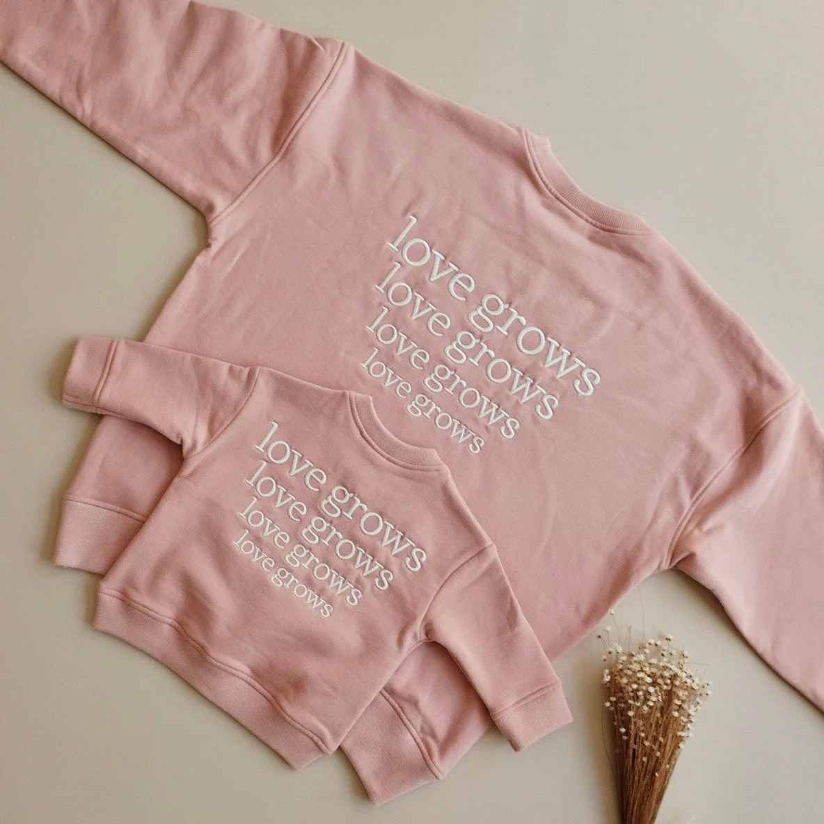 Family Sweatshirt - MUM - Dusty Rose - Love Grows - Image 13