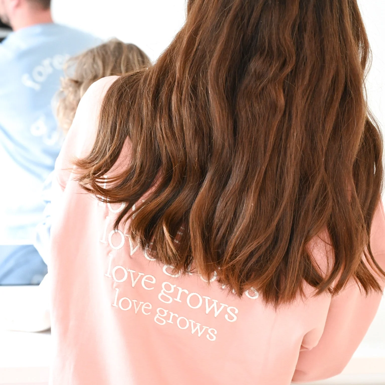 Family Sweatshirt - MUM - Dusty Rose - Love Grows - Image 3