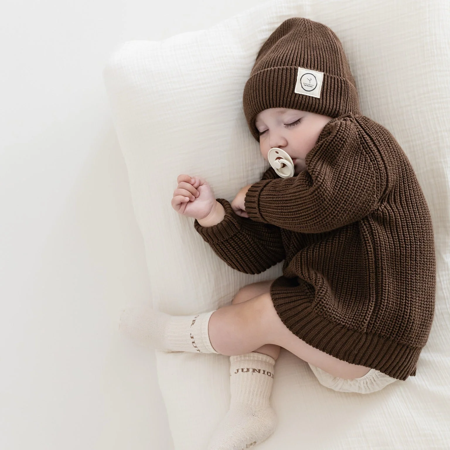 Organic Knit Beanie - Chocolate - Image 7