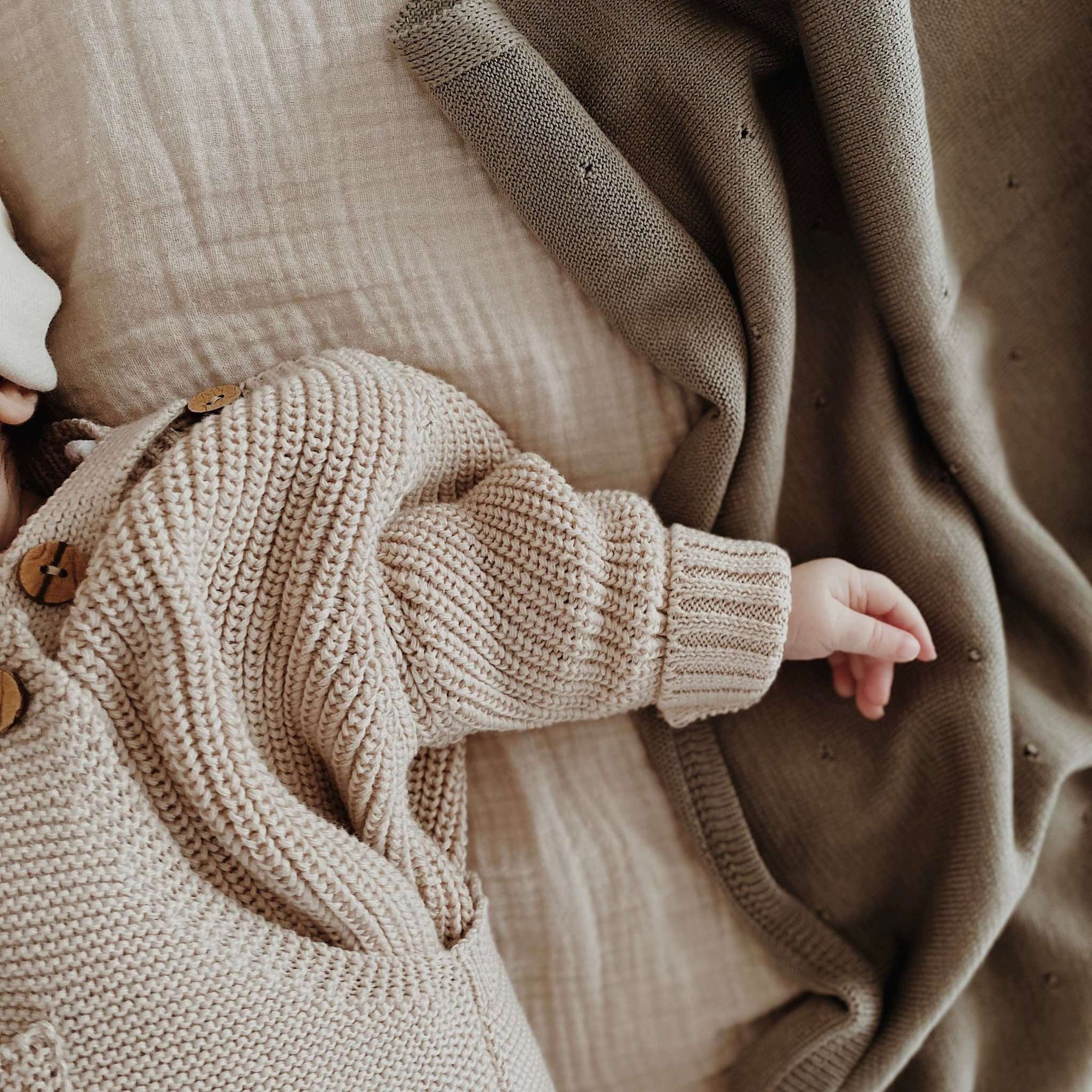 Organic Knit Blanket - Khaki - S A L E - Image 9