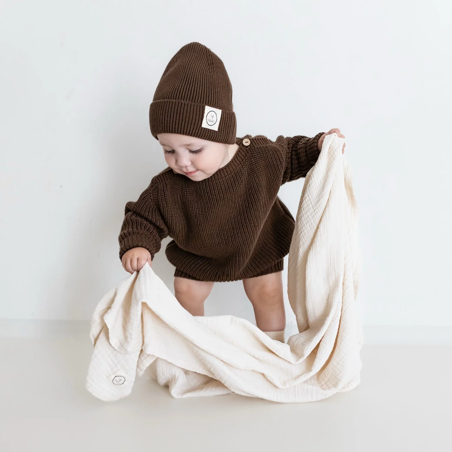Organic Oversize Knit Pulli - Chocolate - Image 3