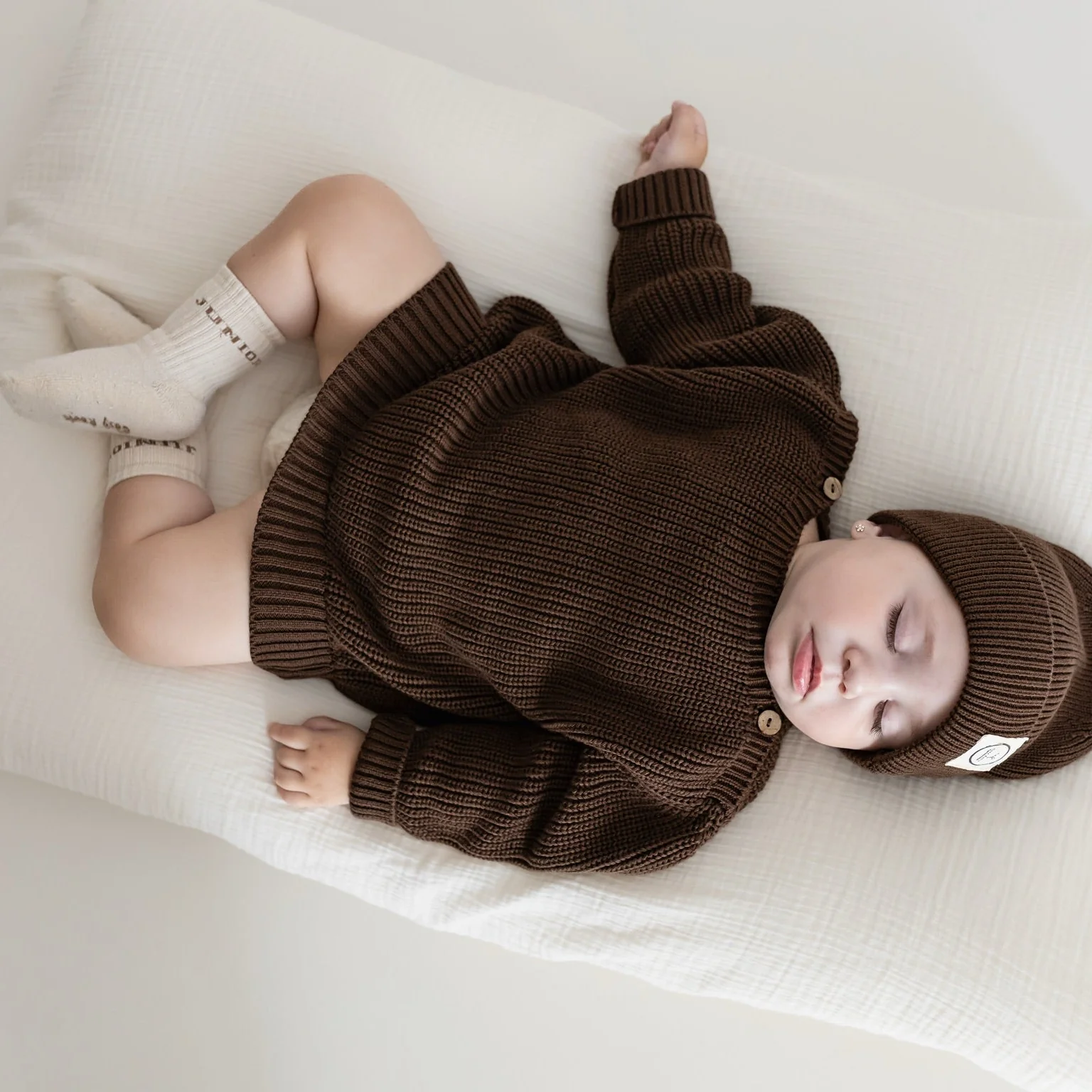 Organic Oversize Knit Pulli - Chocolate - Image 4