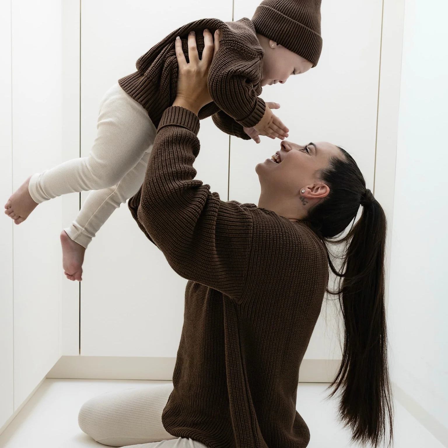 Organic Knit Pulli - MUM - Chocolate - REGULAR FIT - Image 6
