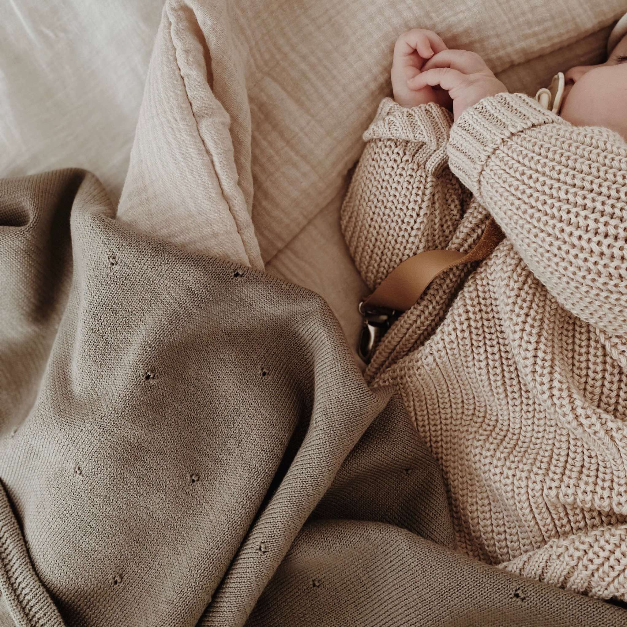 Organic Oversize Knit Pulli - Sand - Image 7