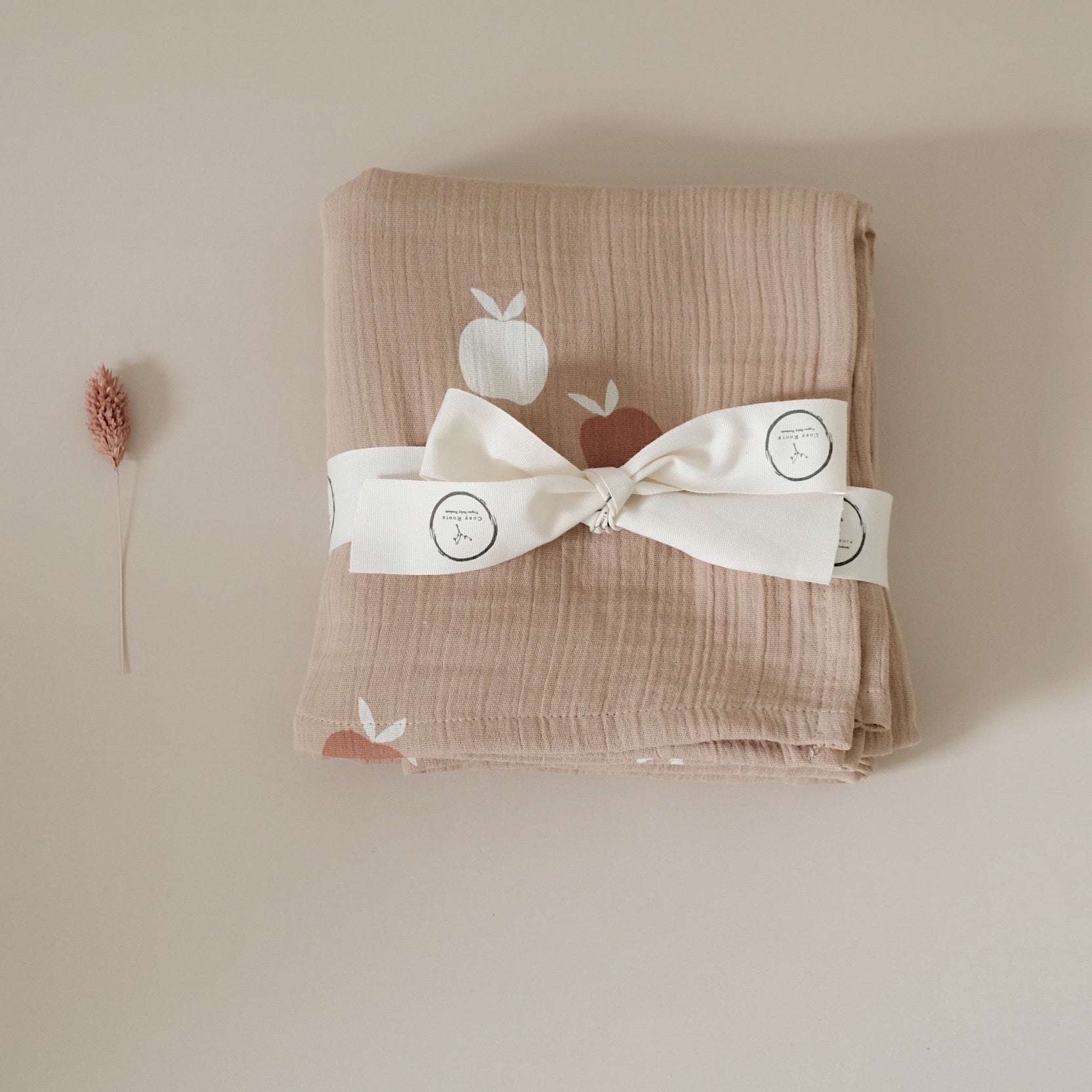 Organic Muslin Swaddle - Pure Apple - 120x120cm - SALE - Image 5