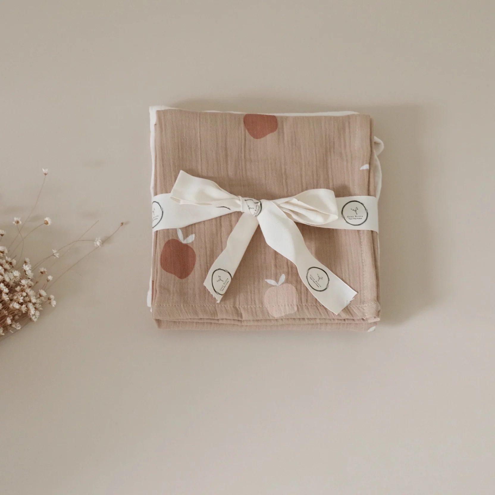 Organic Muslin Swaddle Set - Pure Apple/Sand - SALE - Image 3