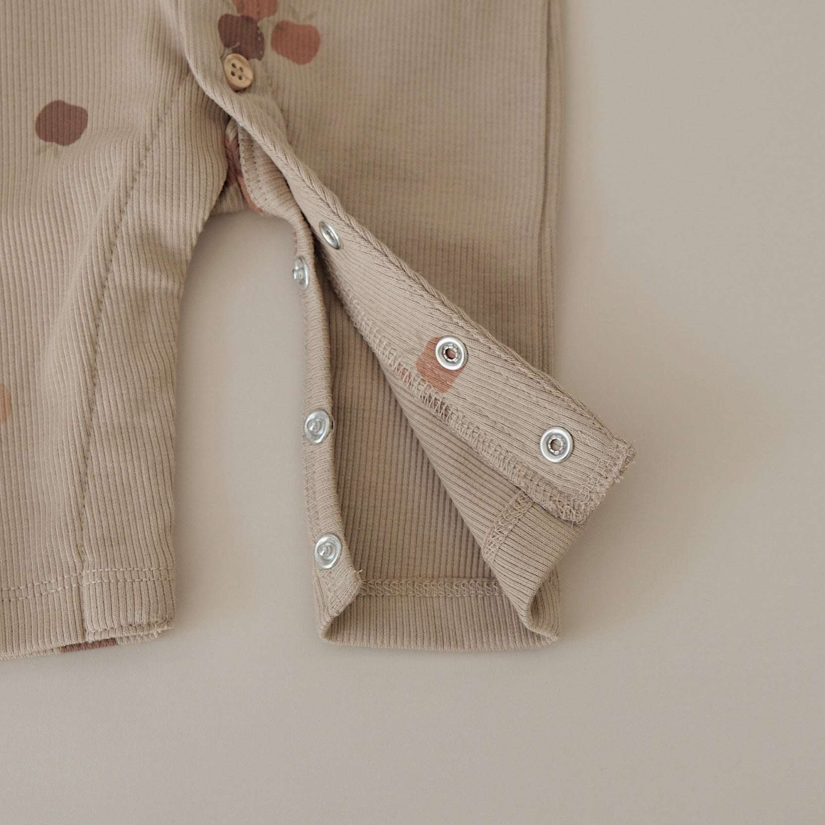 Organic Onepiece - Pure Apple - SALE - Image 6