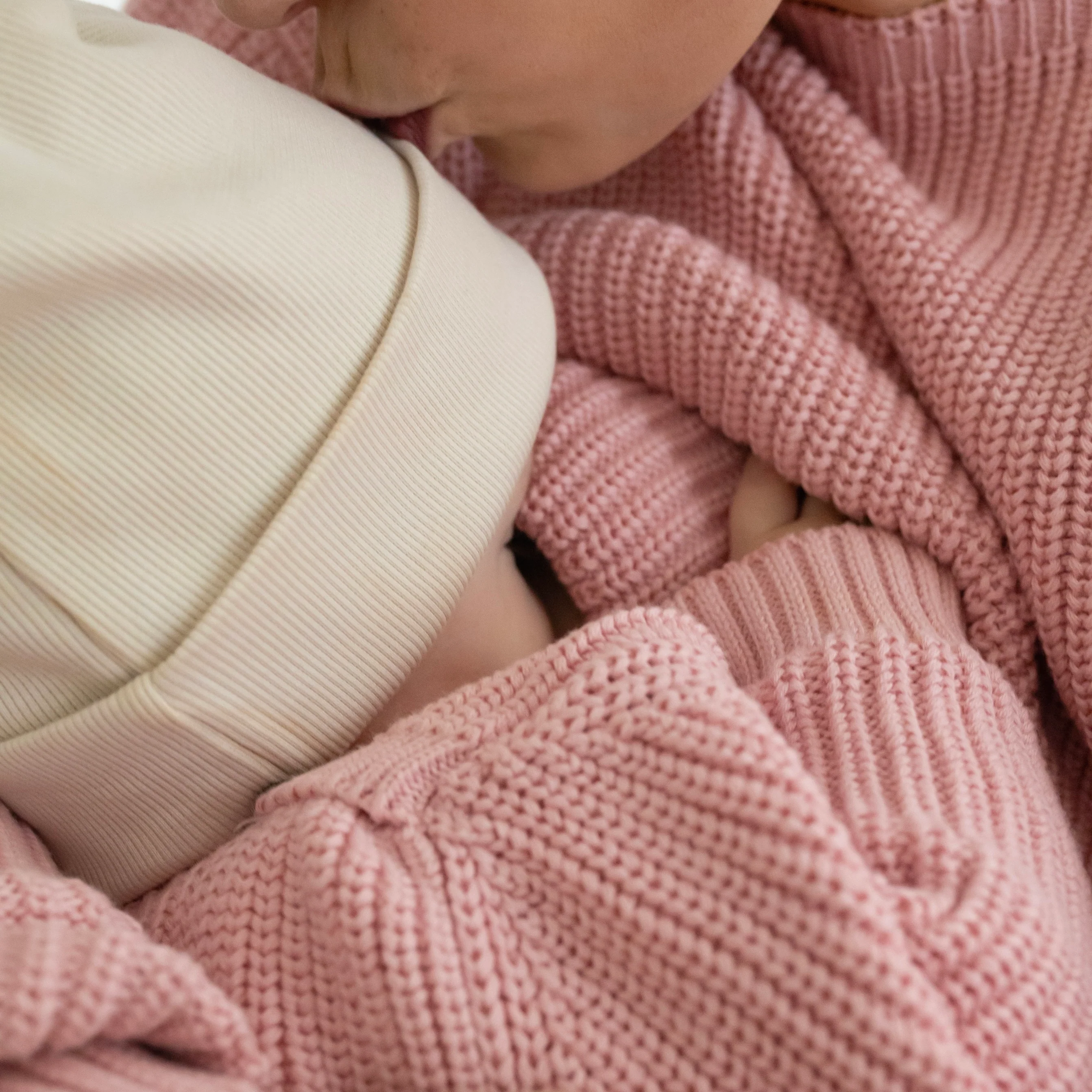 Organic Oversize Knit Pulli - Candy Pink - Image 16