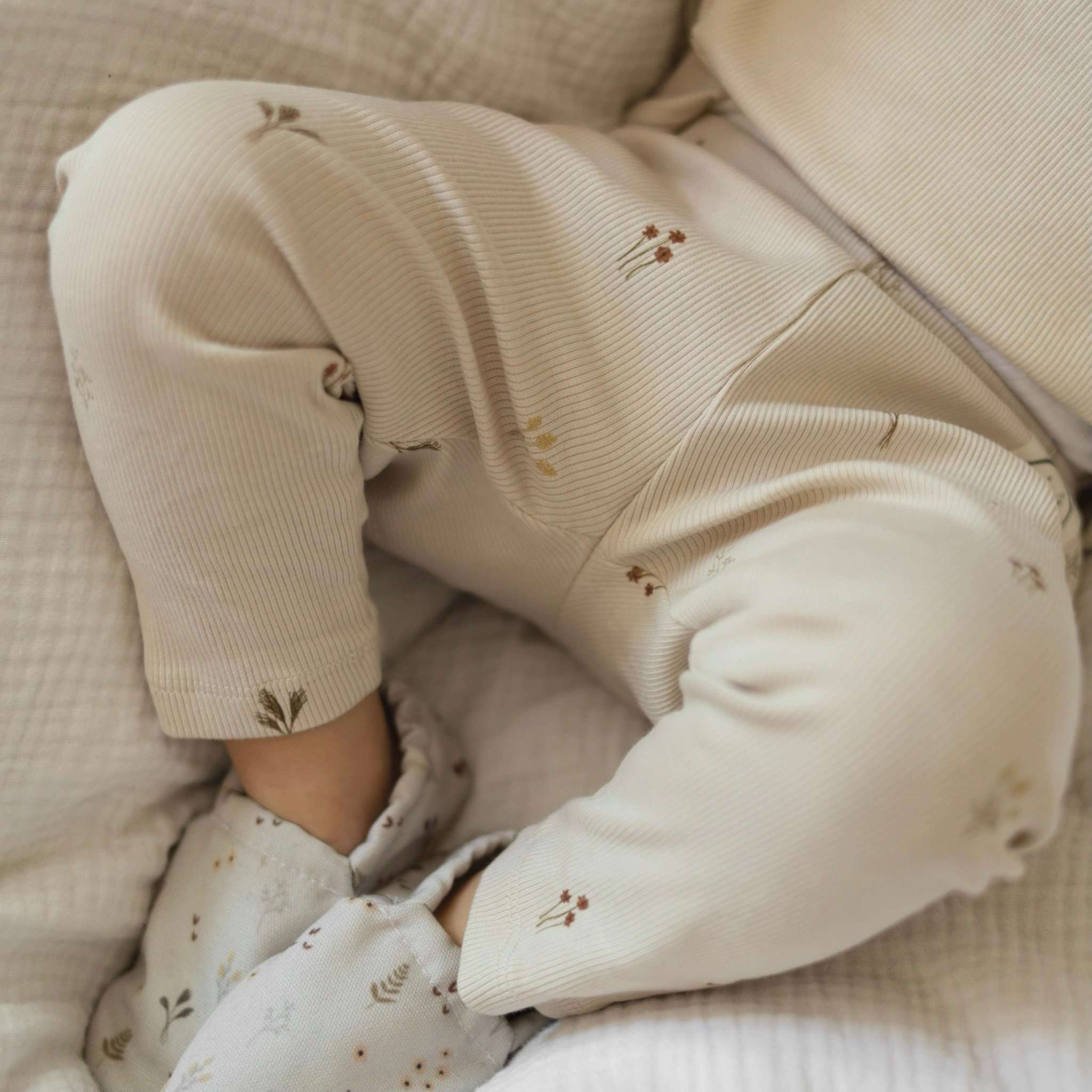 Organic Rib Leggings -Wildflowers - Image 8