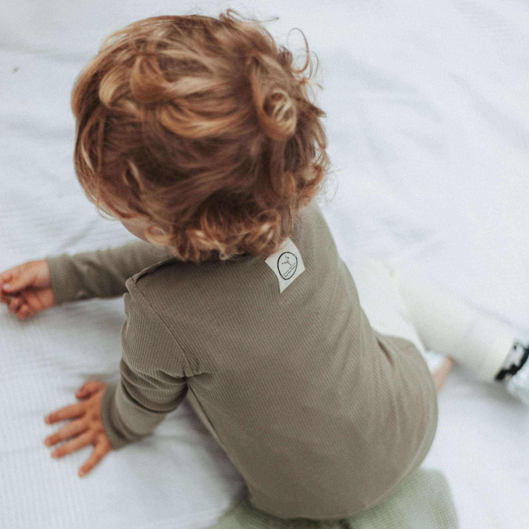 Organic Slim Longsleeve - Khaki - SALE - Image 4
