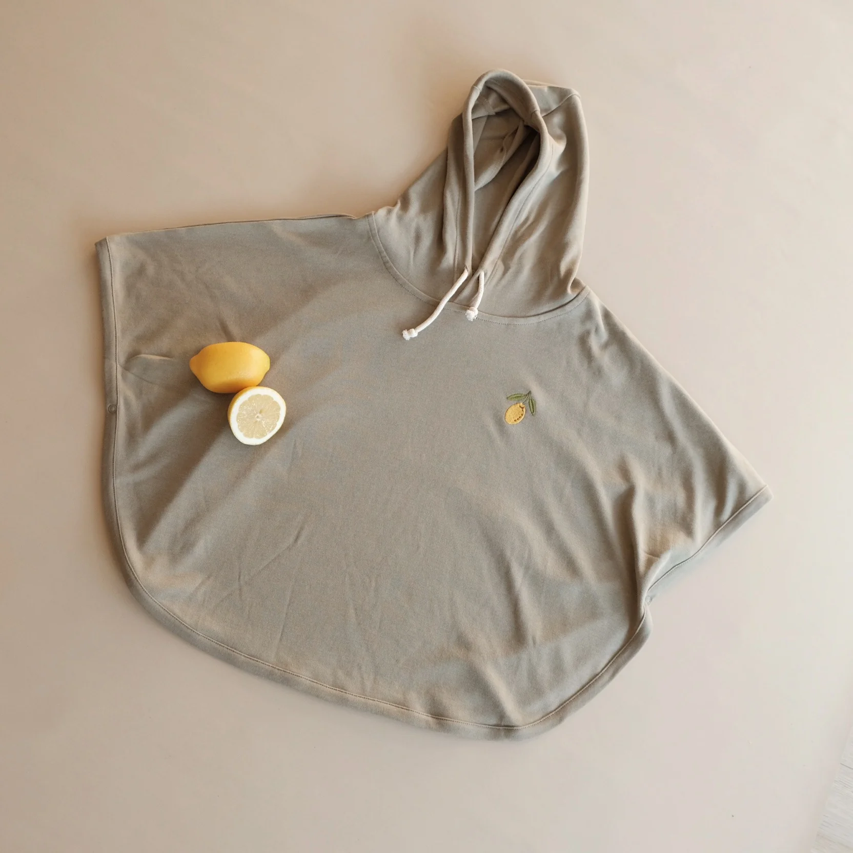 Organic UV Poncho - Khaki - UPF50+ - Image 4