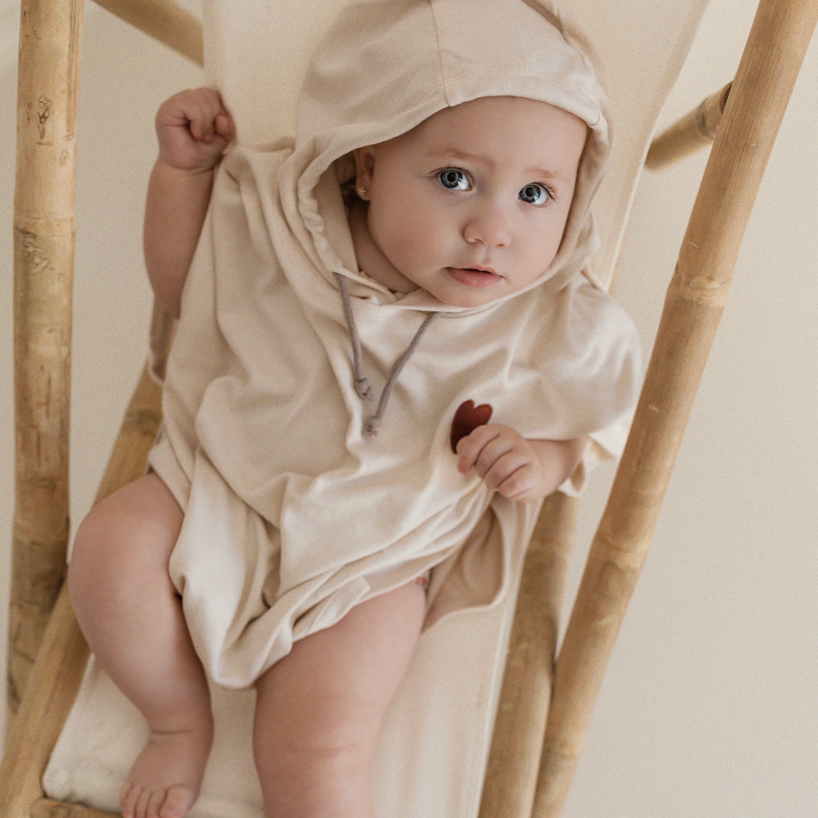 Organic UV Poncho - Sand - UPF50+ - Image 10