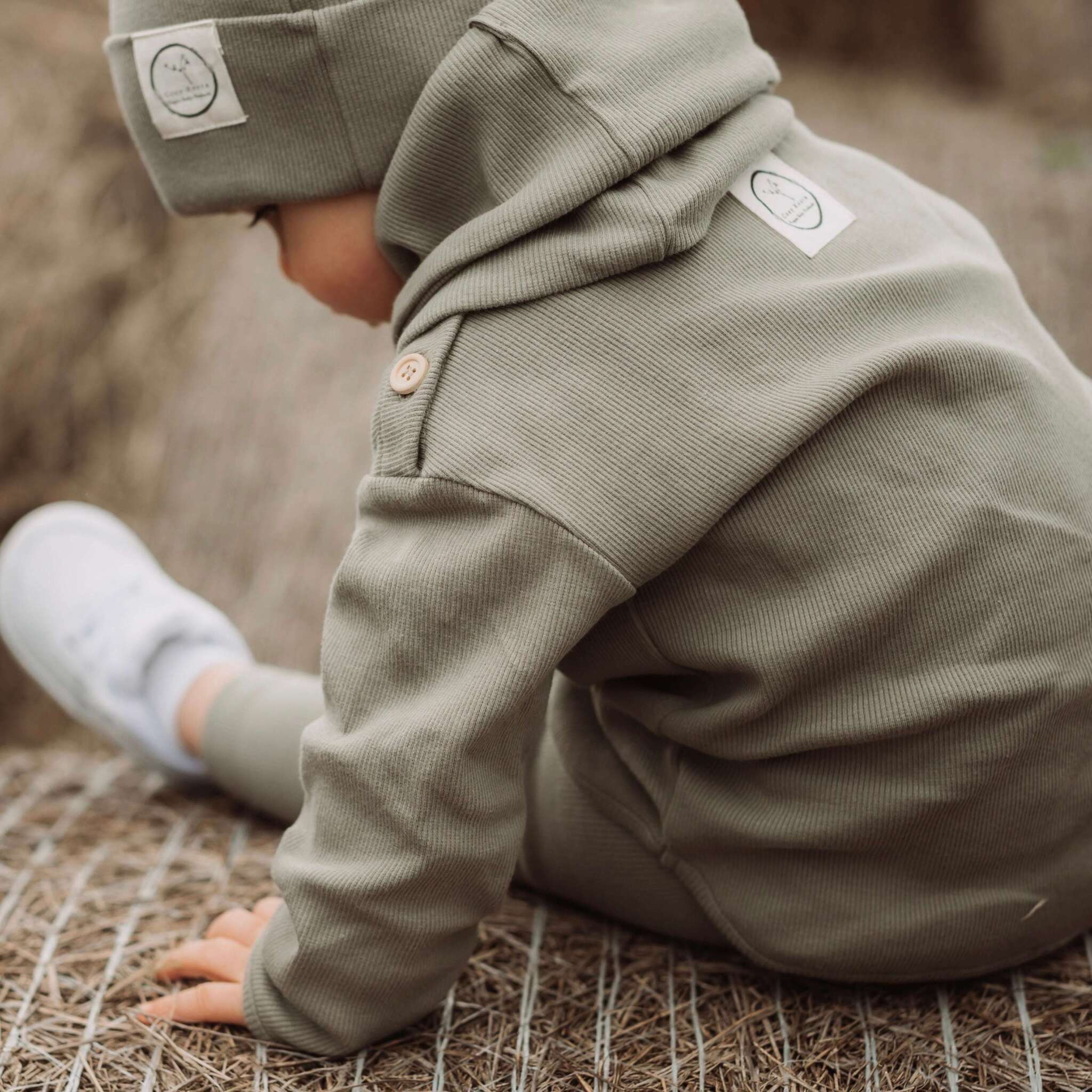 Organic Rib Sweatshirt - Khaki - Image 5