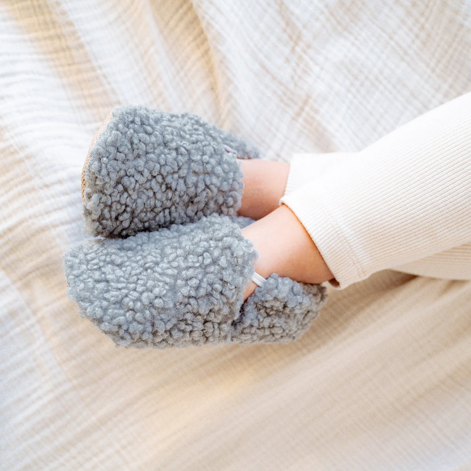Vegan Shoes -Cosy Roots - Teddy Shoes - Grey - Image 6