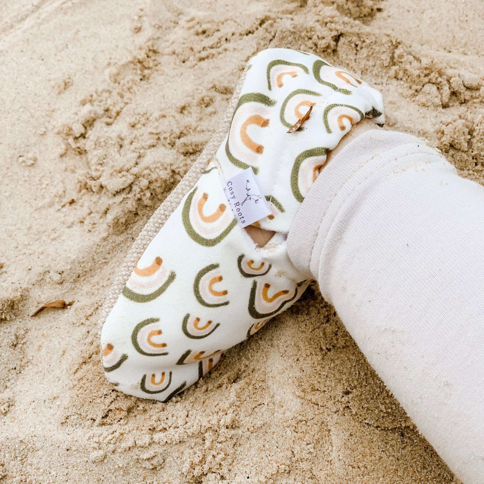 Vegan Newborn Shoes - Vintage Rainbows - S A L E - Image 4
